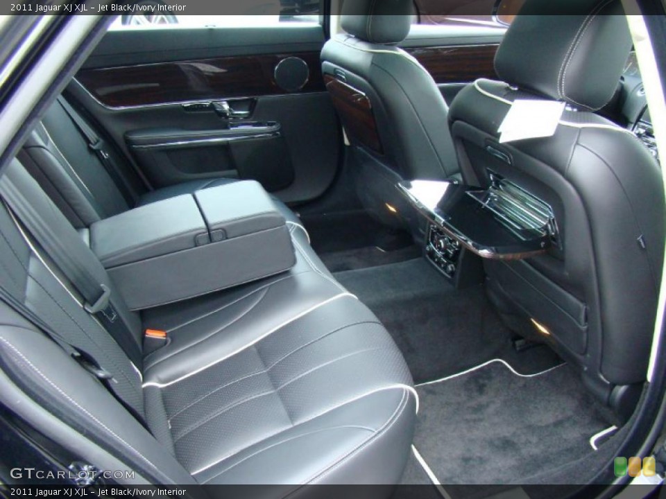 Jet Black/Ivory Interior Photo for the 2011 Jaguar XJ XJL #41050653