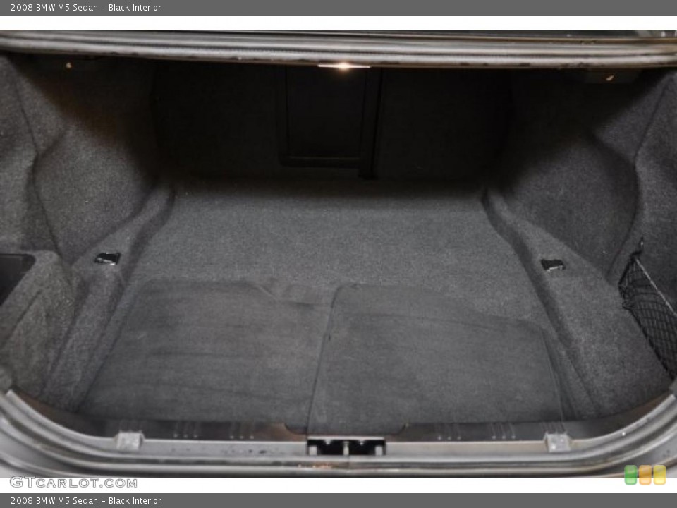 Black Interior Trunk for the 2008 BMW M5 Sedan #41053917