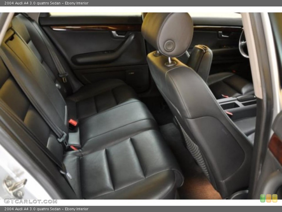 Ebony Interior Photo for the 2004 Audi A4 3.0 quattro Sedan #41054329