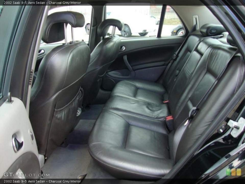 Charcoal Grey Interior Photo for the 2002 Saab 9-5 Aero Sedan #41059579