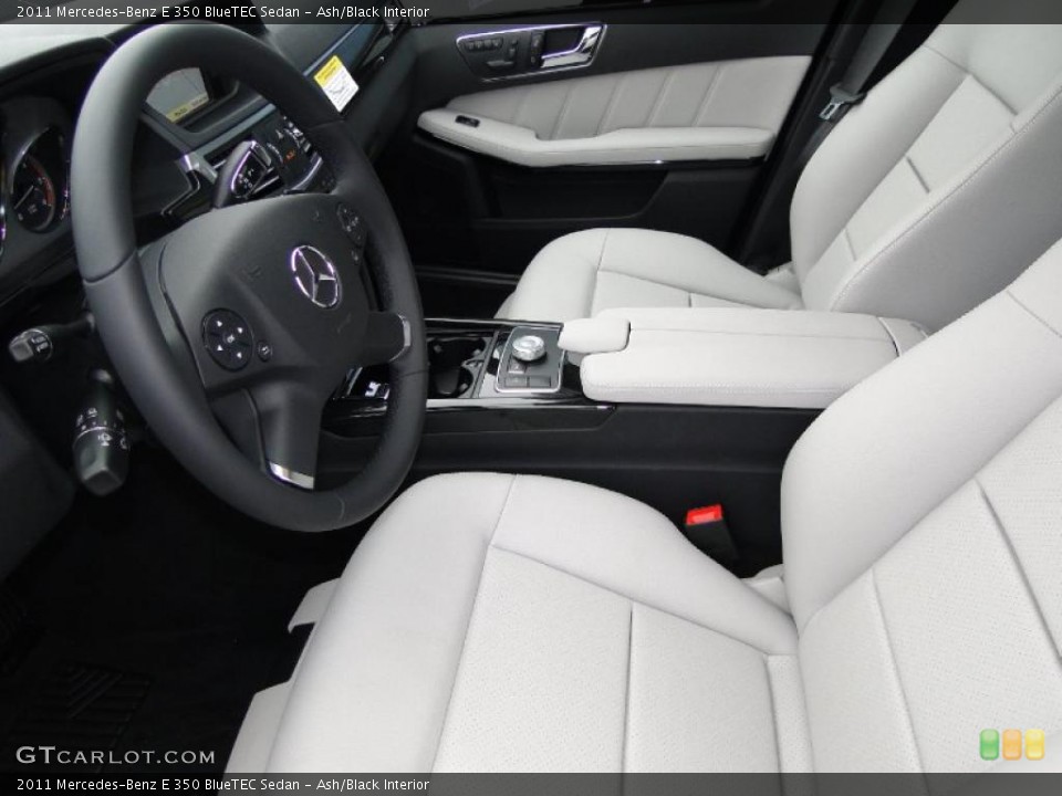 Ash/Black Interior Photo for the 2011 Mercedes-Benz E 350 BlueTEC Sedan #41060031