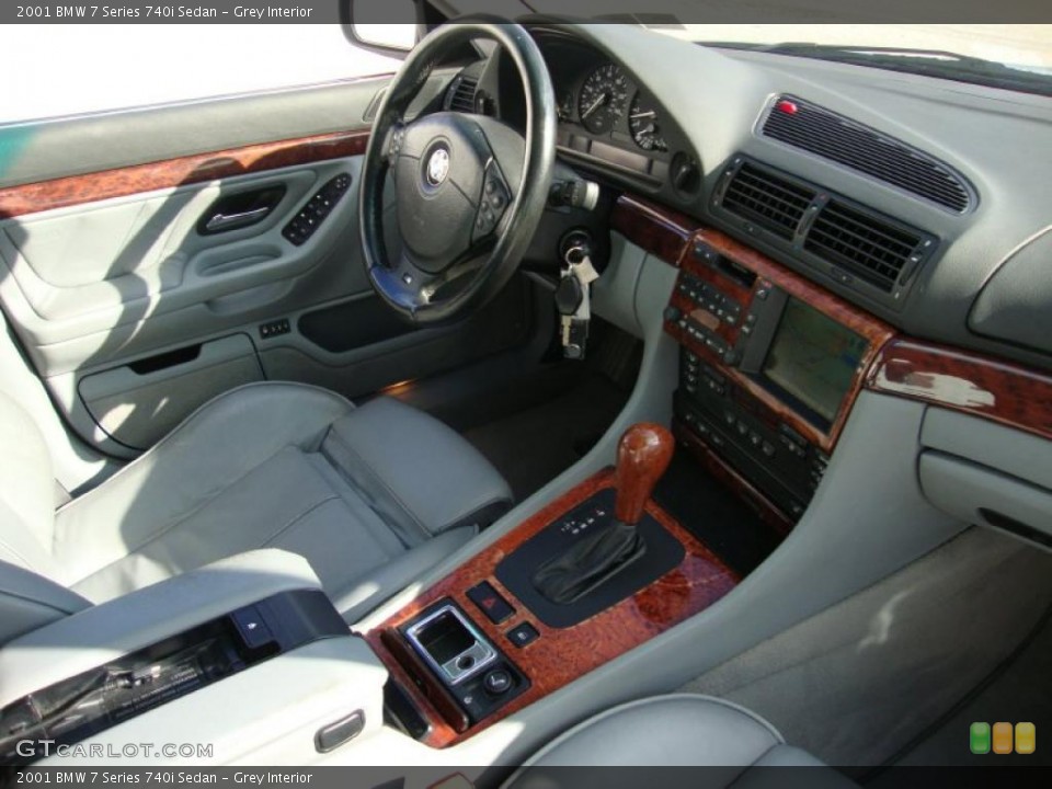 Grey Interior Prime Interior for the 2001 BMW 7 Series 740i Sedan #41060323