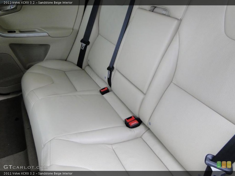 Sandstone Beige Interior Photo for the 2011 Volvo XC60 3.2 #41060687
