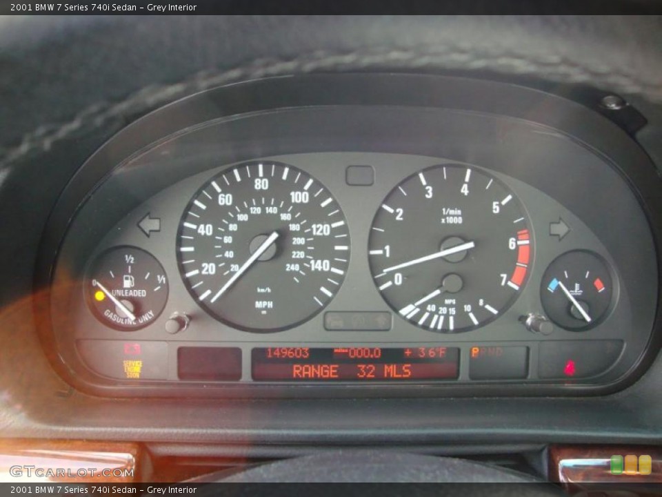 Grey Interior Gauges for the 2001 BMW 7 Series 740i Sedan #41060715