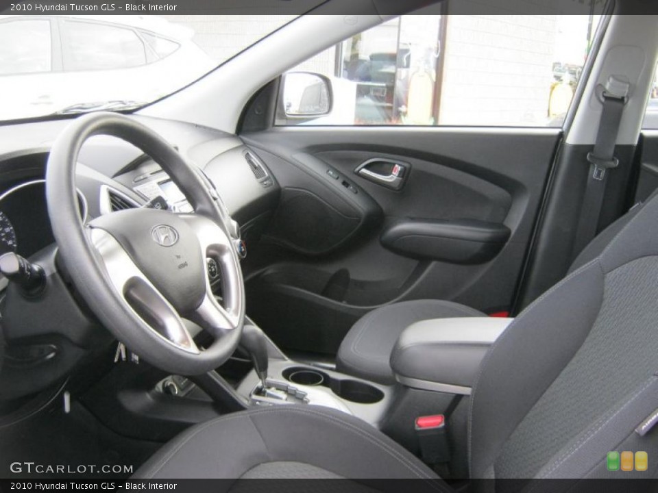 Black Interior Photo for the 2010 Hyundai Tucson GLS #41060931