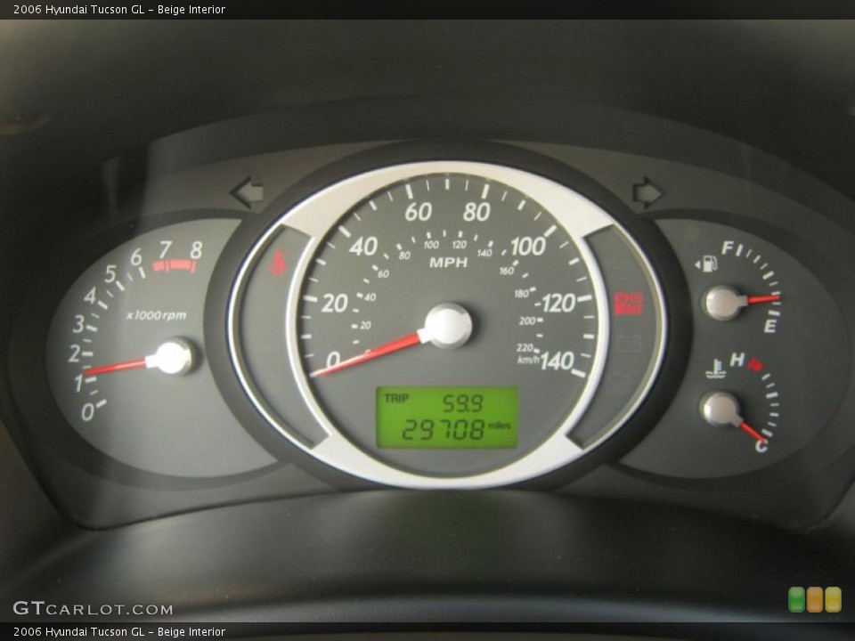 Beige Interior Gauges for the 2006 Hyundai Tucson GL #41061479