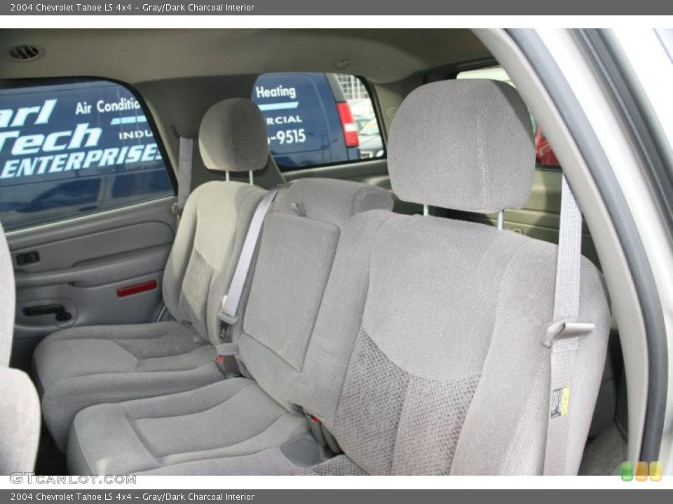 Gray/Dark Charcoal Interior Photo for the 2004 Chevrolet Tahoe LS 4x4 #41062199