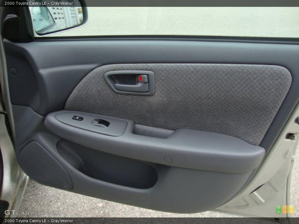 Gray Interior Door Panel for the 2000 Toyota Camry LE #41064411
