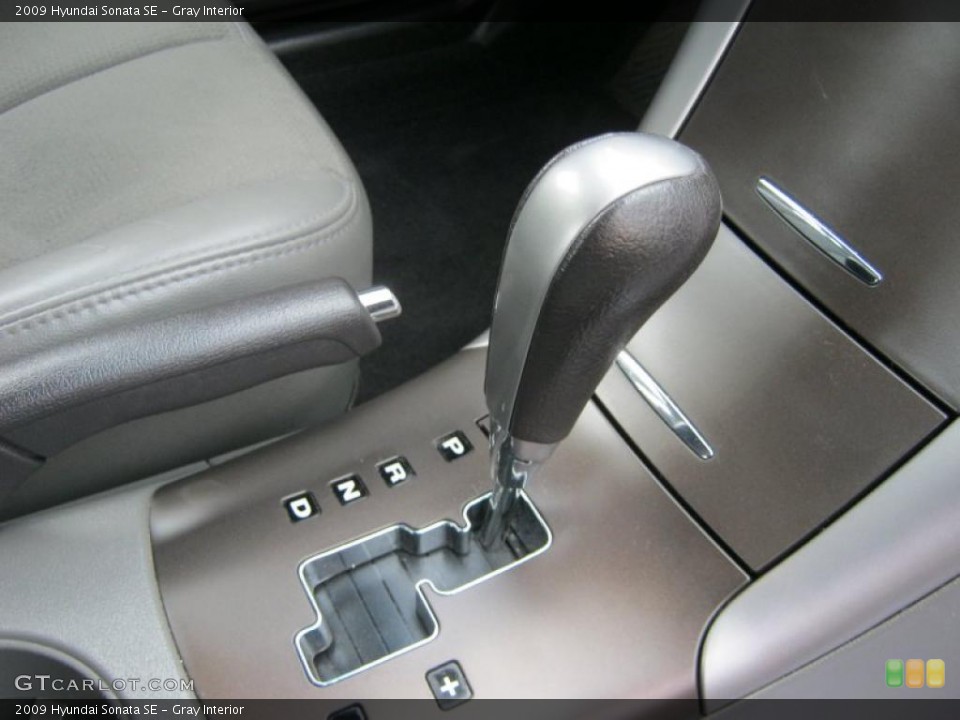 Gray Interior Transmission for the 2009 Hyundai Sonata SE #41065515