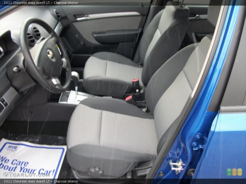 Charcoal Interior Photo for the 2011 Chevrolet Aveo Aveo5 LT #41073123