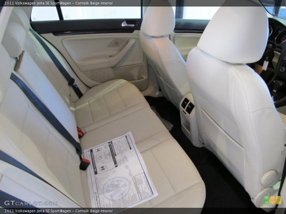 Cornsilk Beige Interior Photo for the 2011 Volkswagen Jetta SE SportWagen #41075767