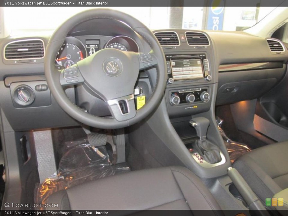 Titan Black Interior Prime Interior for the 2011 Volkswagen Jetta SE SportWagen #41076851