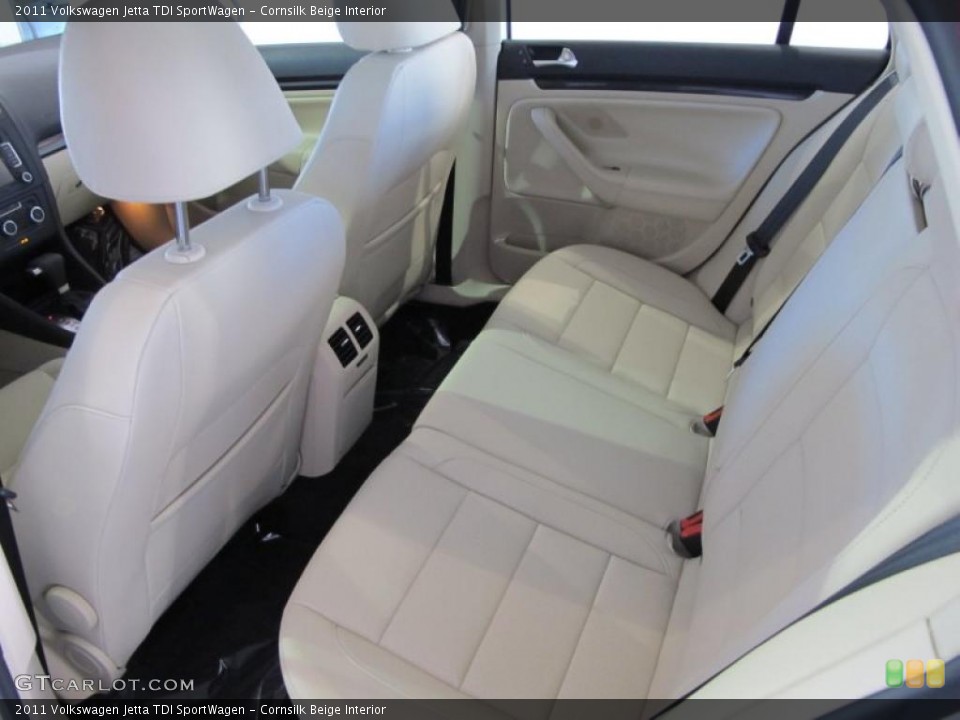 Cornsilk Beige Interior Photo for the 2011 Volkswagen Jetta TDI SportWagen #41077131