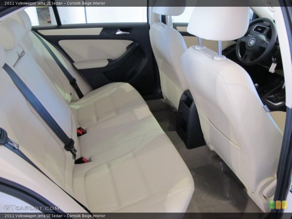 Cornsilk Beige Interior Photo for the 2011 Volkswagen Jetta SE Sedan #41077355