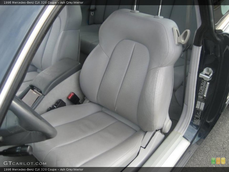 Ash Grey Interior Photo for the 1998 Mercedes-Benz CLK 320 Coupe #41077827