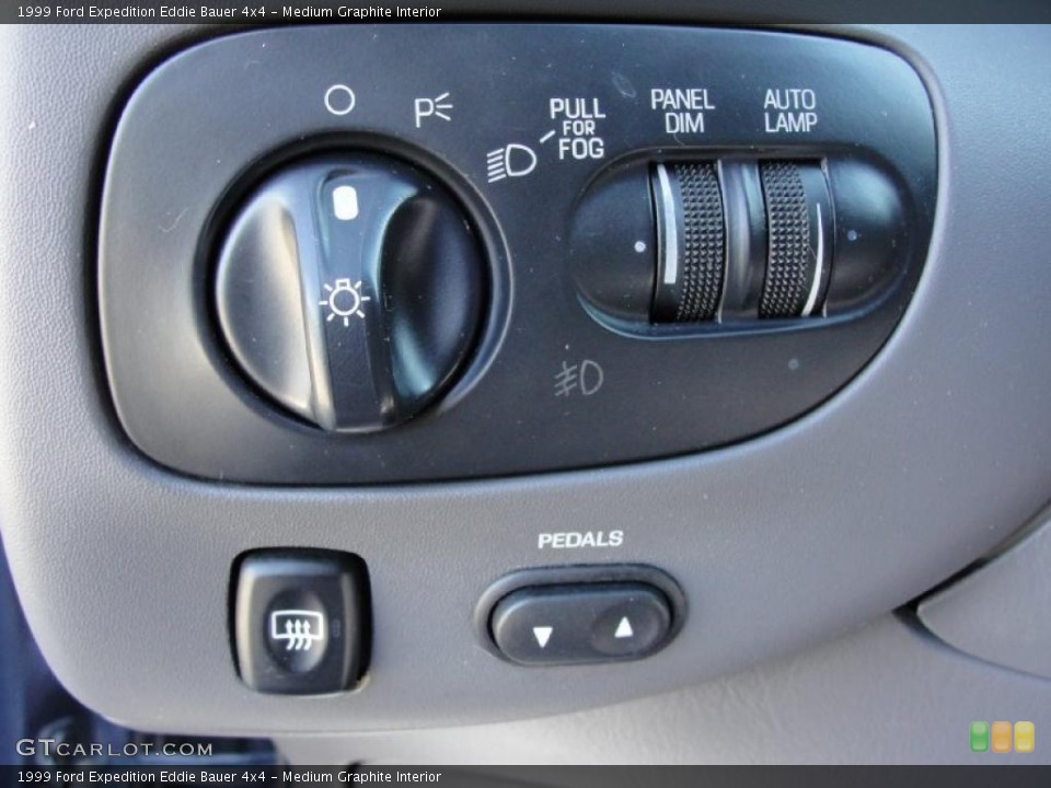 Medium Graphite Interior Controls for the 1999 Ford Expedition Eddie Bauer 4x4 #41078075