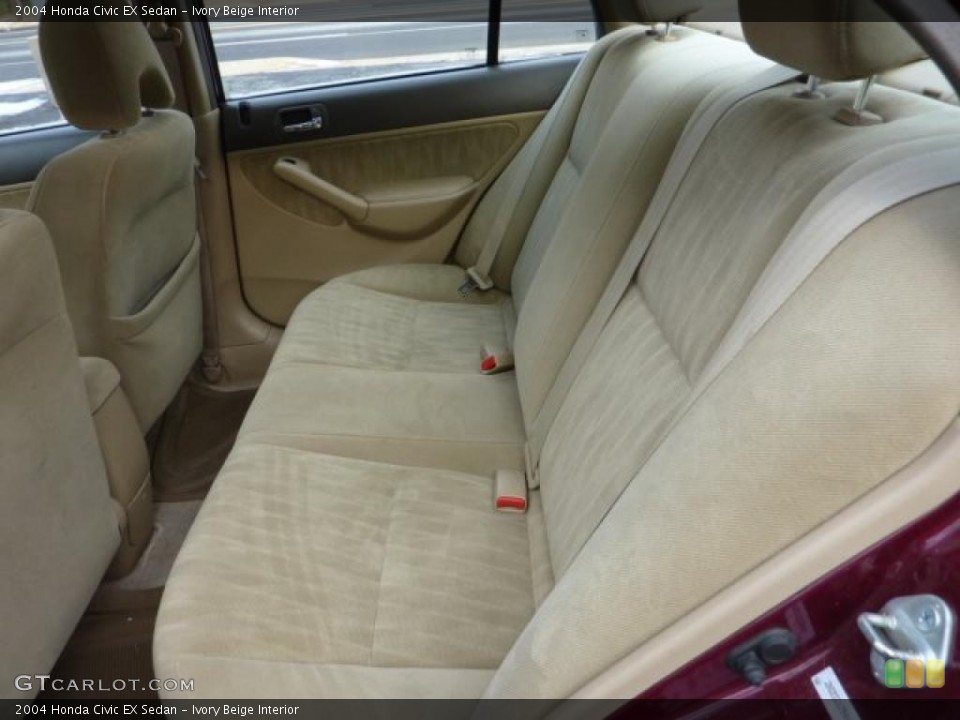 Ivory Beige Interior Photo for the 2004 Honda Civic EX Sedan #41082575