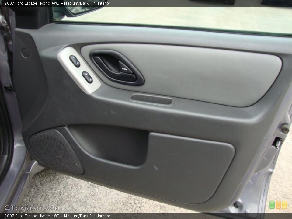Medium/Dark Flint Interior Door Panel for the 2007 Ford Escape Hybrid 4WD #41084207