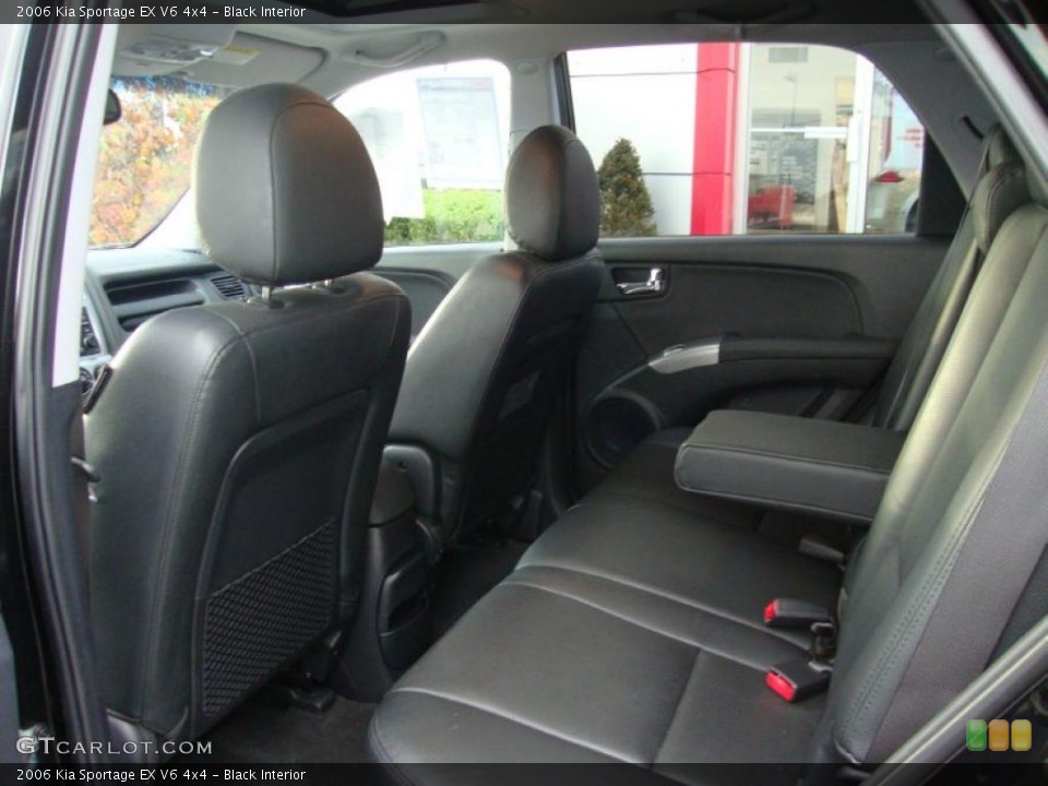 Black Interior Photo for the 2006 Kia Sportage EX V6 4x4 #41084539