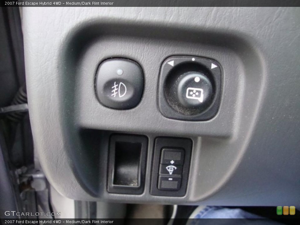 Medium/Dark Flint Interior Controls for the 2007 Ford Escape Hybrid 4WD #41084763