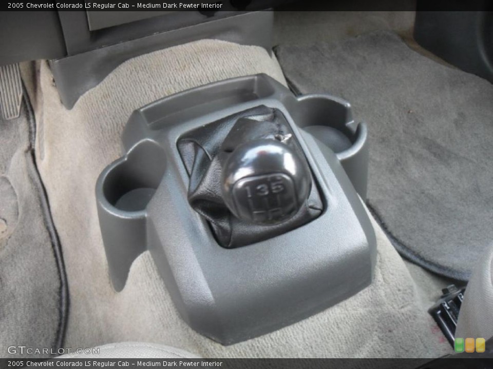 Medium Dark Pewter Interior Transmission for the 2005 Chevrolet Colorado LS Regular Cab #41091439