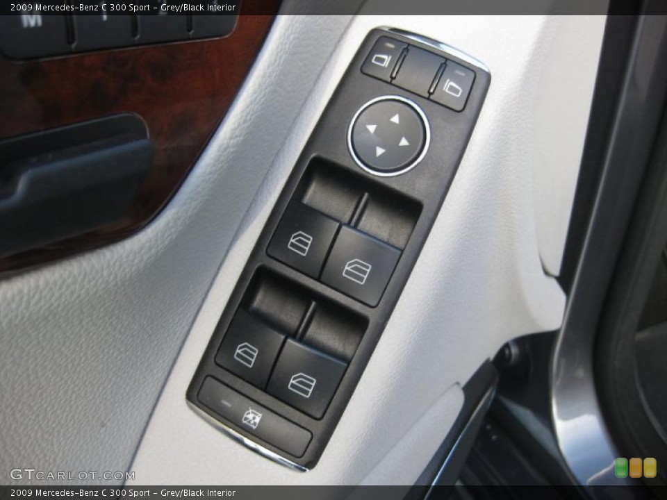 Grey/Black Interior Controls for the 2009 Mercedes-Benz C 300 Sport #41093973