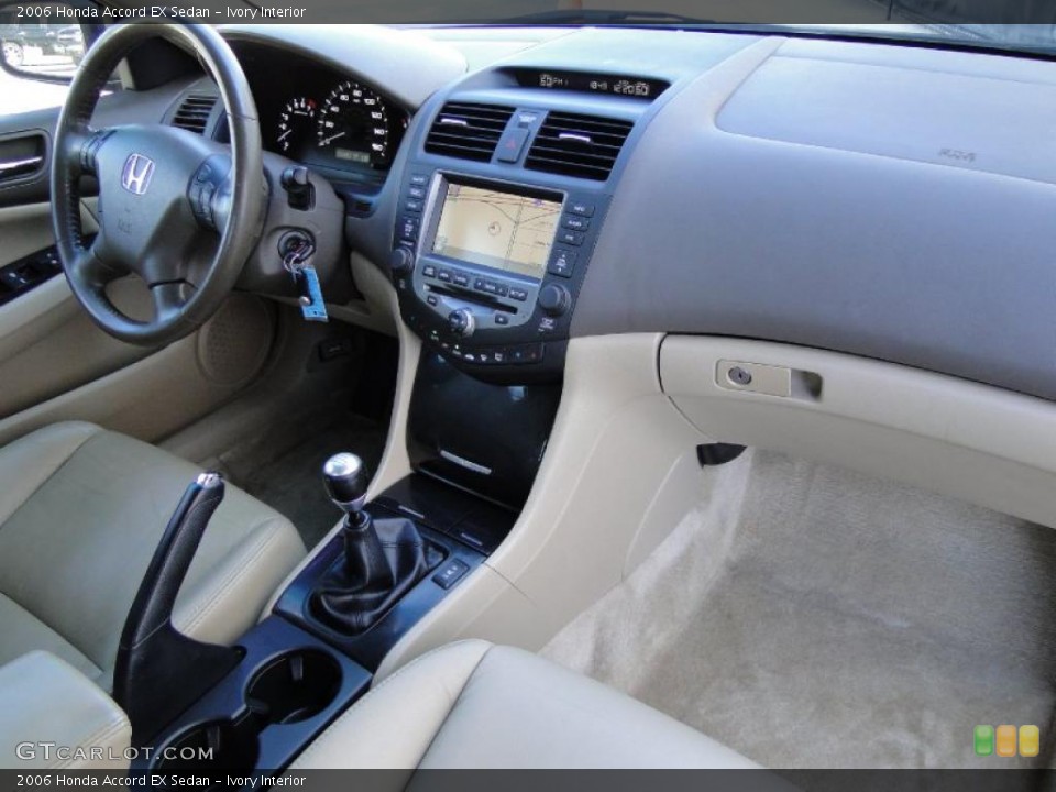 Ivory Interior Photo for the 2006 Honda Accord EX Sedan #41098723