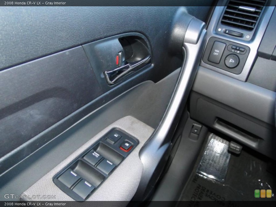 Gray Interior Controls for the 2008 Honda CR-V LX #41099081