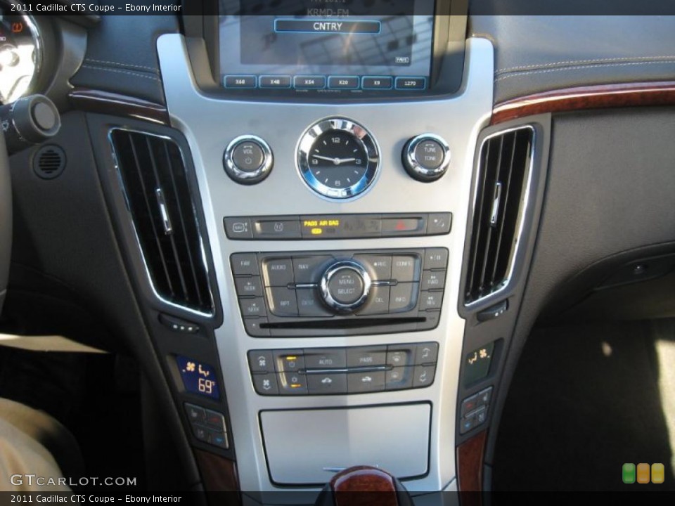 Ebony Interior Controls for the 2011 Cadillac CTS Coupe #41104038