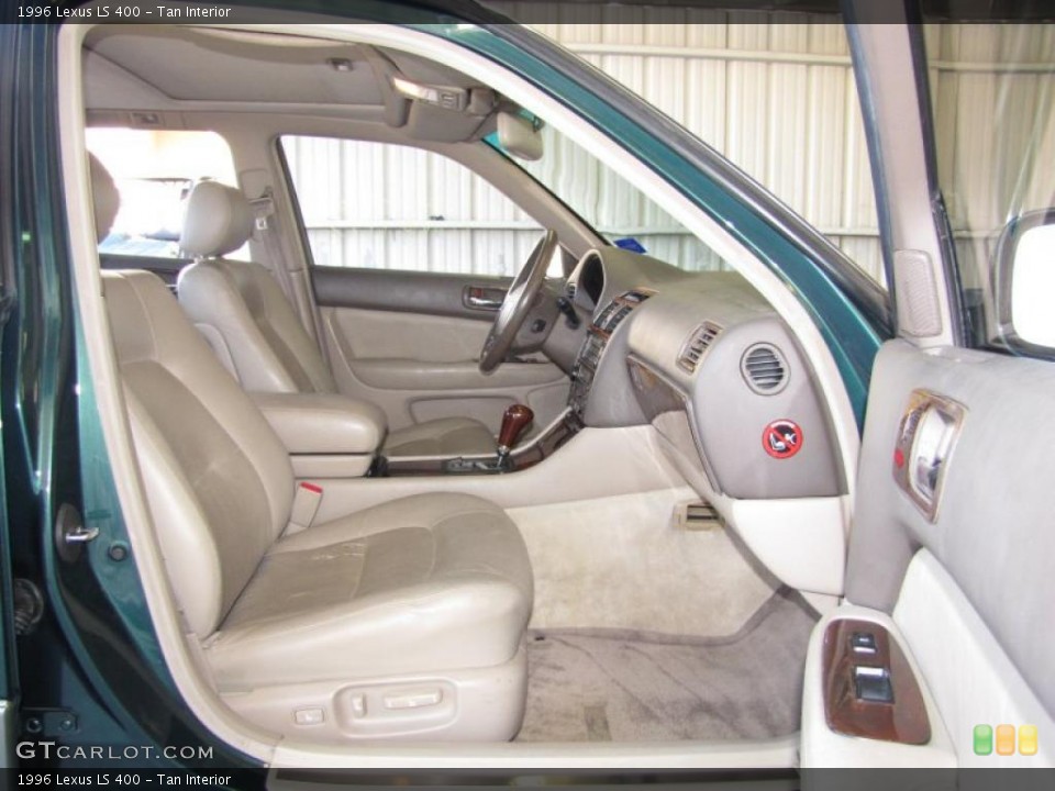 Tan Interior Photo for the 1996 Lexus LS 400 #41109098