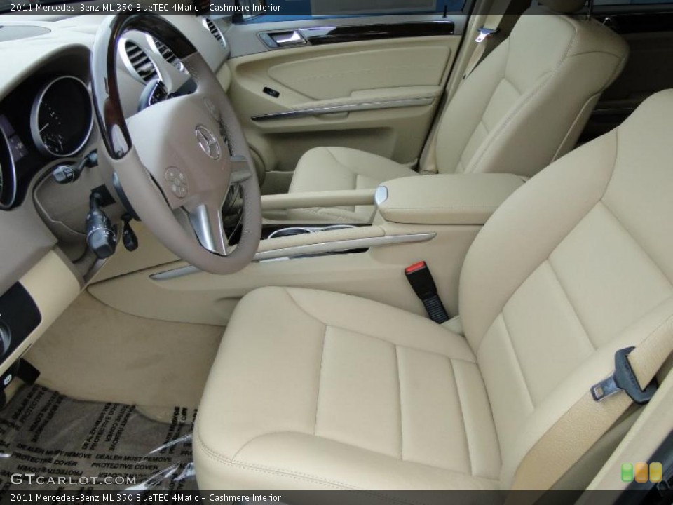 Cashmere Interior Photo for the 2011 Mercedes-Benz ML 350 BlueTEC 4Matic #41109318