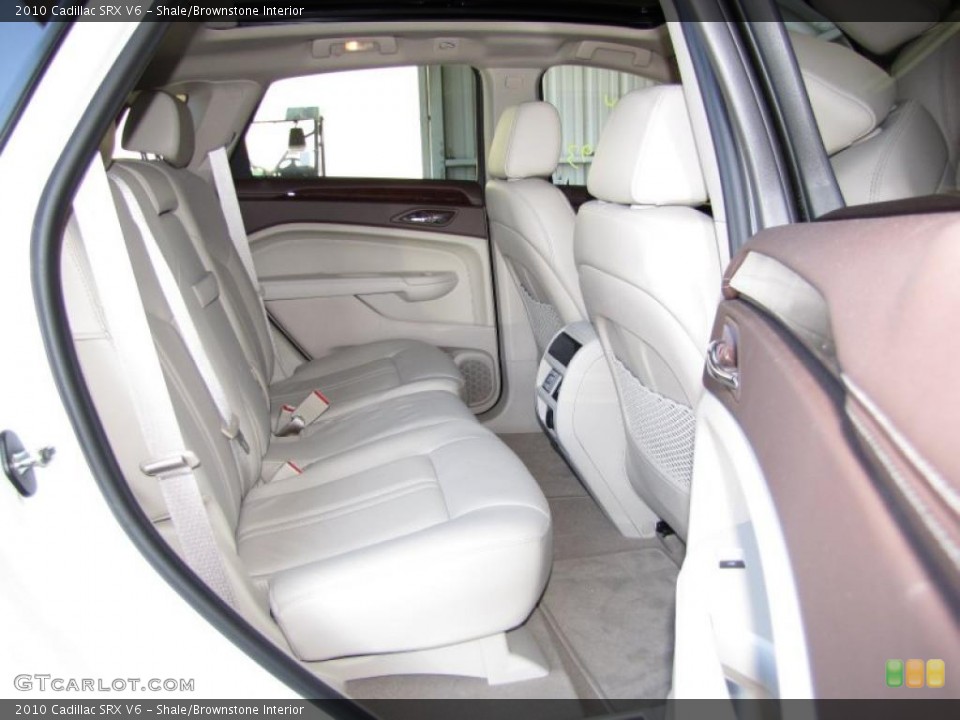 Shale/Brownstone Interior Photo for the 2010 Cadillac SRX V6 #41114763