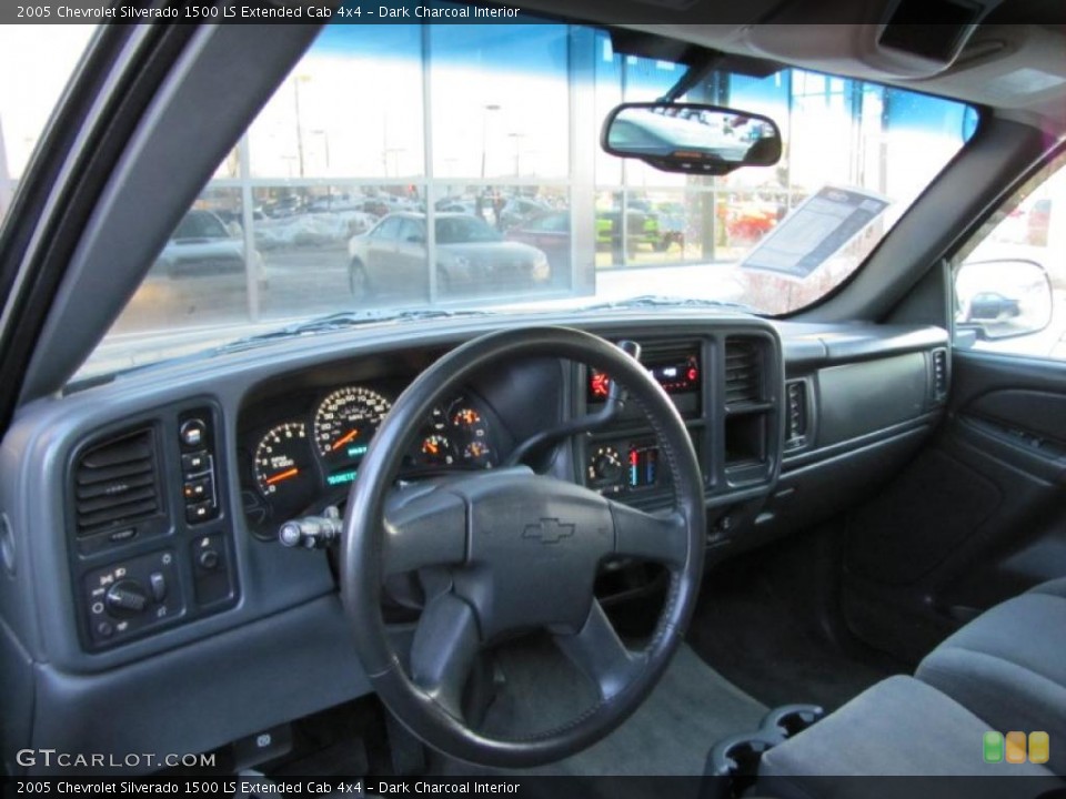 Dark Charcoal Interior Dashboard for the 2005 Chevrolet Silverado 1500 LS Extended Cab 4x4 #41123875