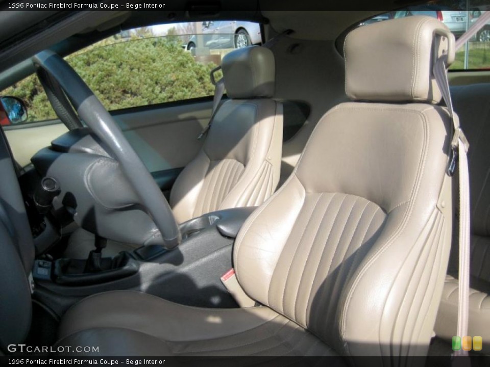 Beige Interior Photo for the 1996 Pontiac Firebird Formula Coupe #41126315