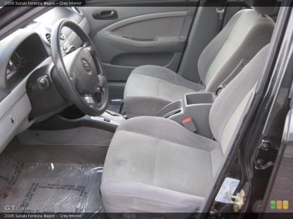 Grey Interior Photo for the 2006 Suzuki Forenza Wagon #41128967