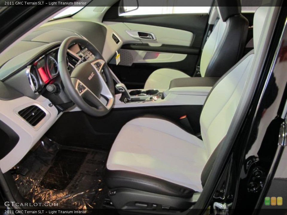 Light Titanium Interior Photo for the 2011 GMC Terrain SLT #41129675