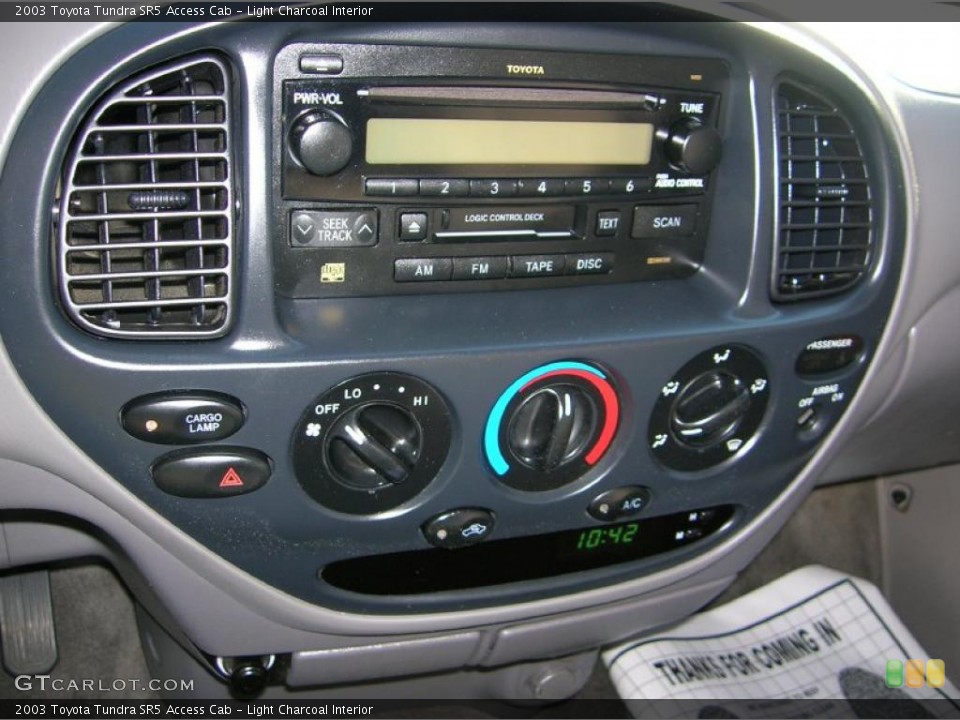 Light Charcoal Interior Controls for the 2003 Toyota Tundra SR5 Access Cab #41130927