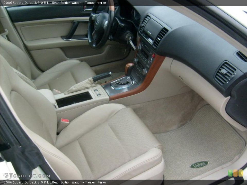 Taupe Interior Photo for the 2006 Subaru Outback 3.0 R L.L.Bean Edition Wagon #41136371