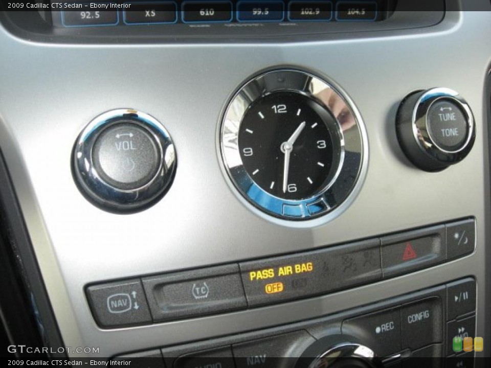 Ebony Interior Controls for the 2009 Cadillac CTS Sedan #41139179