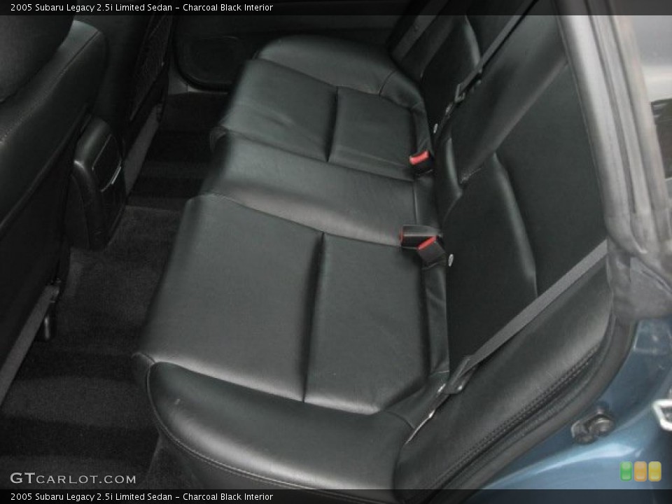 Charcoal Black Interior Photo for the 2005 Subaru Legacy 2.5i Limited Sedan #41142107