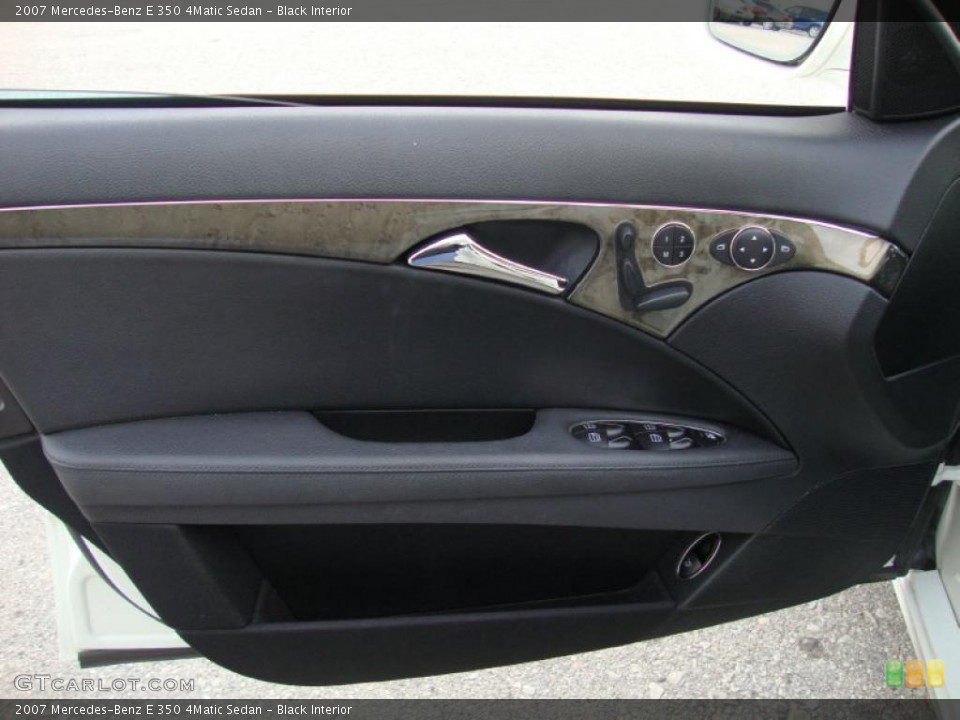 Black Interior Door Panel for the 2007 Mercedes-Benz E 350 4Matic Sedan #41145223