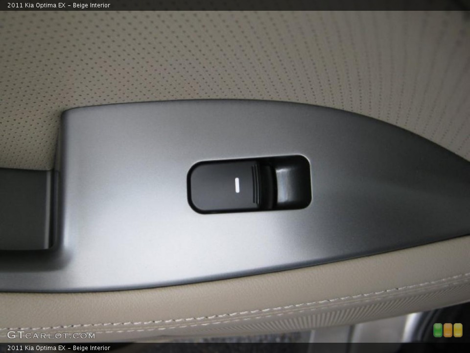 Beige Interior Controls for the 2011 Kia Optima EX #41150572