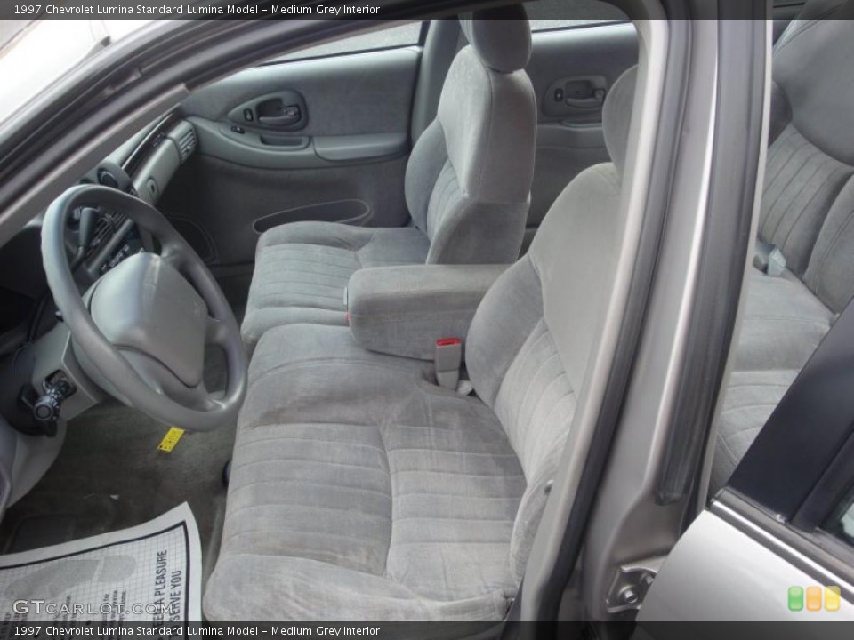 Medium Grey Interior Photo for the 1997 Chevrolet Lumina  #41153500