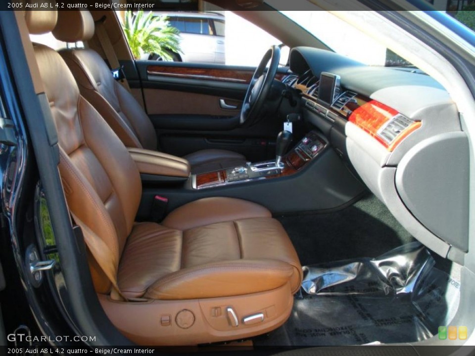 Beige/Cream Interior Photo for the 2005 Audi A8 L 4.2 quattro #41159016
