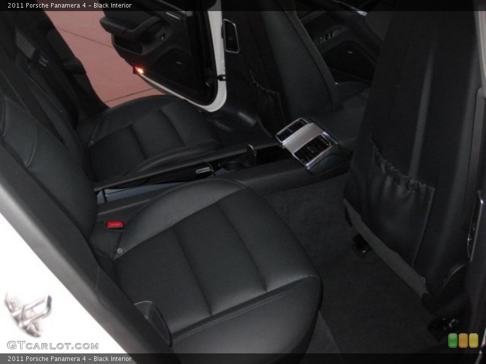 Black Interior Photo for the 2011 Porsche Panamera 4 #41172442