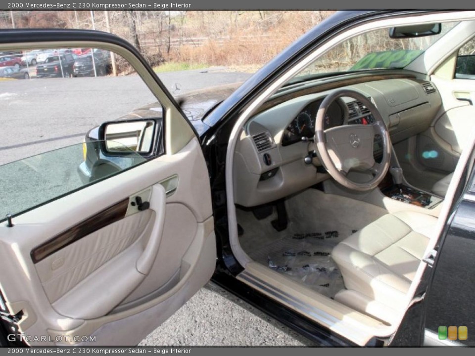 Beige Interior Photo for the 2000 Mercedes-Benz C 230 Kompressor Sedan #41182522