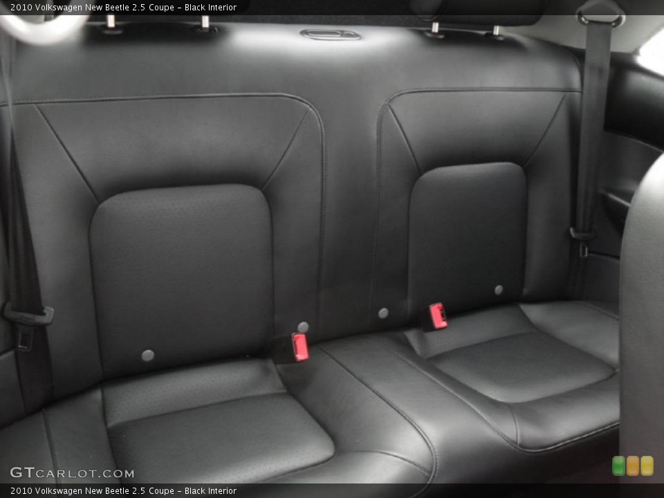 Black Interior Photo for the 2010 Volkswagen New Beetle 2.5 Coupe #41182894