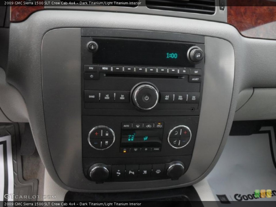 Dark Titanium/Light Titanium Interior Controls for the 2009 GMC Sierra 1500 SLT Crew Cab 4x4 #41186354
