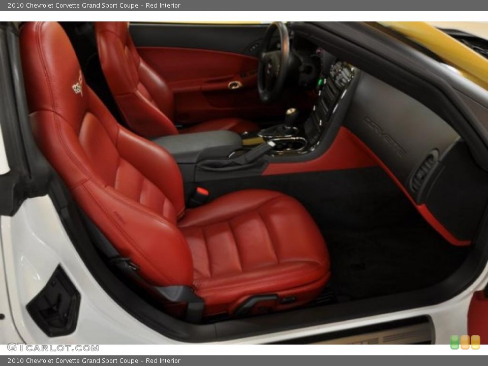 Red Interior Photo for the 2010 Chevrolet Corvette Grand Sport Coupe #41189330