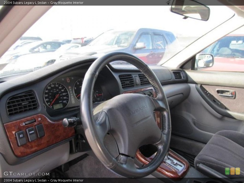 Gray Moquette Interior Photo for the 2004 Subaru Legacy L Sedan #41192442